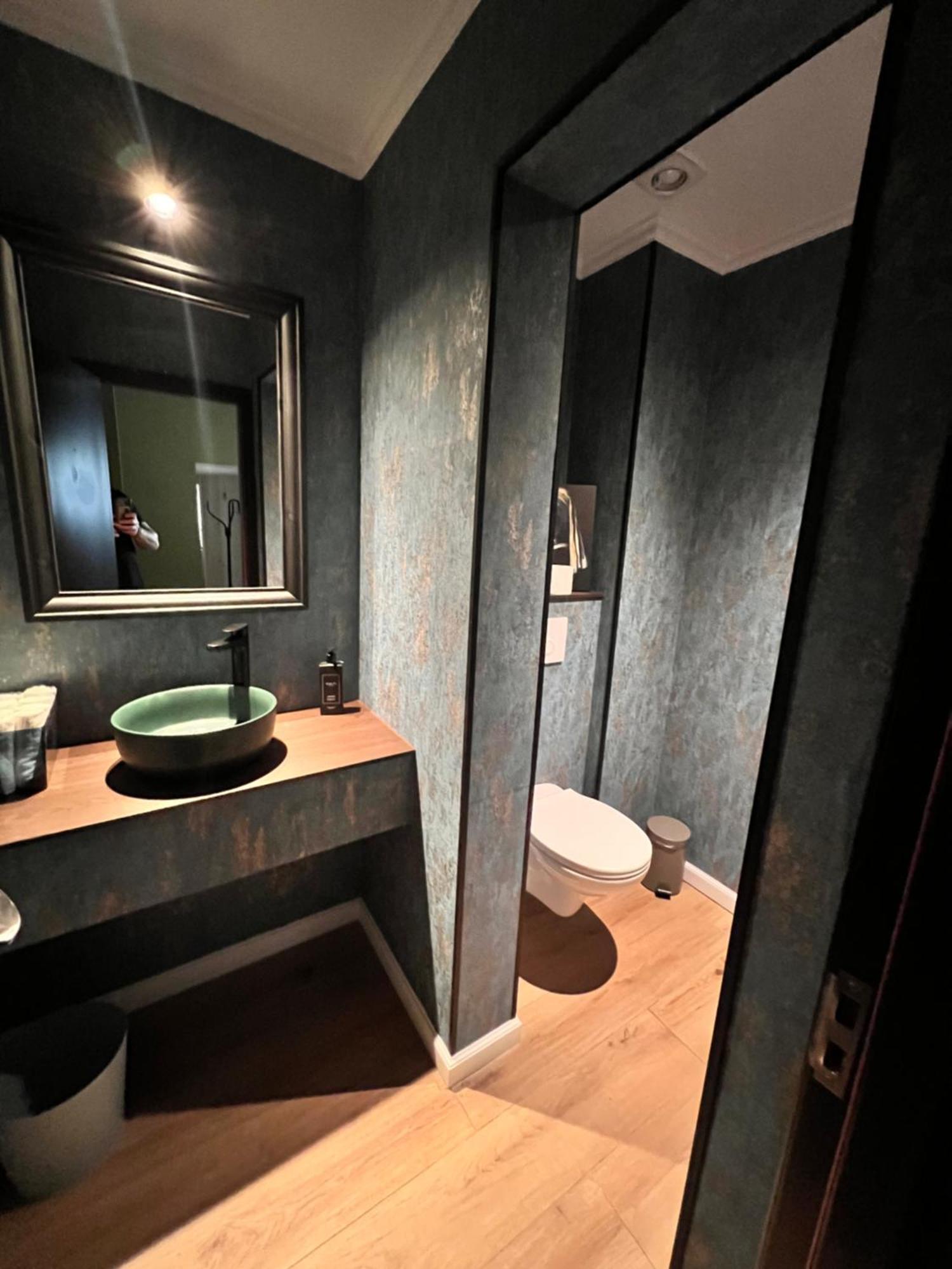 Hotel Coco ティミショアラ エクステリア 写真